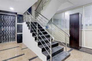 Collection O Madhapur Near Cyber Tower - 1