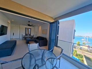 Central, Gated, Sea view, TV, Gym, Pool, WiFi, AC - 9