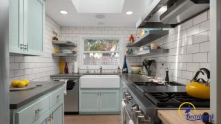 Beachcrest Cottage in Twin Lakes - 2