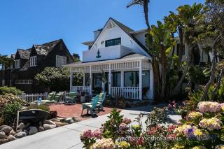 Brown's Beach House - 6