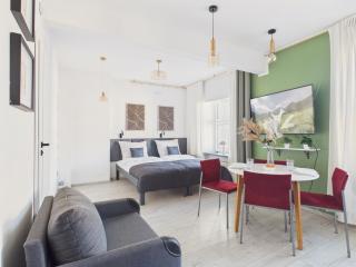 Central Comfort Studio Czackiego Warsaw by Solarento - 6