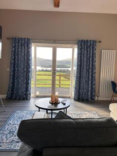 Lakeside cottage retreat - 6