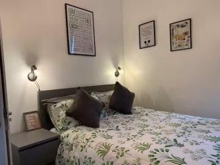 Beautiful Double Ensuite Room - 5