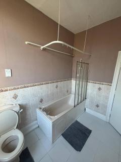 Serene Ocean View Apartment Room in Roker, Sunderland - 1