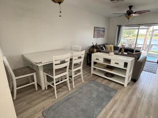 Stunning Lakeside Retreat with 2 Master Suites - 9