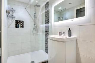 Victorian Gatehouse, Sleeps 11, Garden & Parking - 6