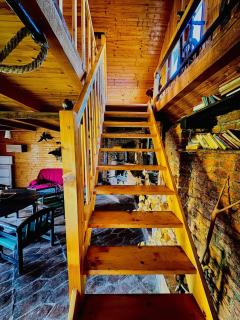 Beautiful Rustic Cabin - 4