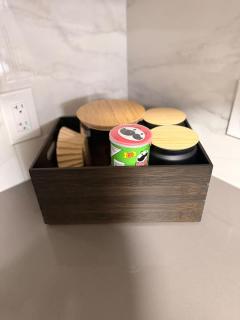 Modern 2BR Suite Private Entry Parking Laundry - 4