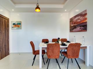 Ocean View Apartment with Balcony Anza - 3