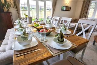 Victorian Gatehouse, Sleeps 11, Garden & Parking - 6