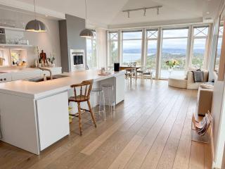 Praktfull villa med spektakuler utsikt - 7