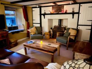 Sunnybrae Cottage - 9