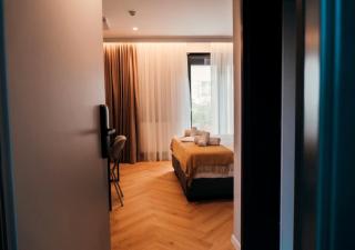 NOVO Studio Hotel - 8