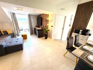 Apartment Anchor Luxury - 2