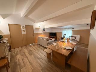 Résidence ANTONIA Appartements avec piscine commune - centre ville Calvi - 9