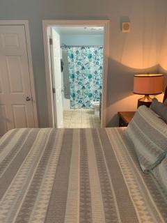 1717 Laketown Wharf 1 King Bedroom, 2 Bath - 8