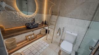 Spacious 2 Bedroom Apartment with Terrace - 2