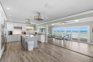 Atlantic Sunrise Home plus Cottage - 7