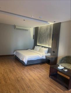 ثري ستار للشقق الفندقية -التعاون - 8