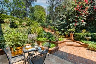 World Cup House by ULIV - 7