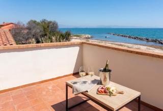Villa Mery - Beachfront with garden in Fruttidoro - 3