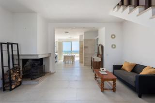 Villa Mery - Beachfront with garden in Fruttidoro - 3