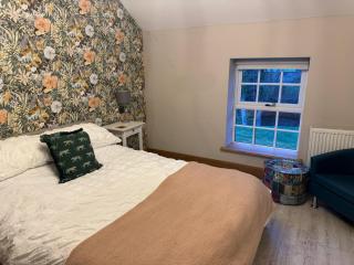 Charming Valley Farmhouse for up to 6 guests - 3