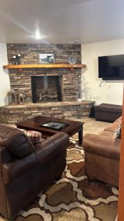 Cedar's Fairway Lodge Pets Welcome Pool & Hotub - 5