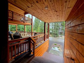 Cedar's Fairway Lodge Pets Welcome Pool & Hotub - 4