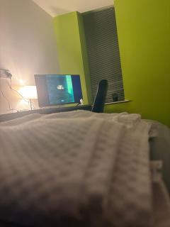 Central Notts studio flat, Sleeps up to 2 - 9