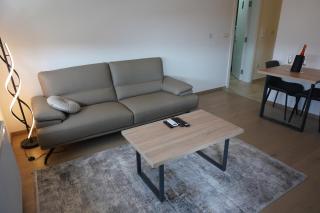 Level Apartment - 4