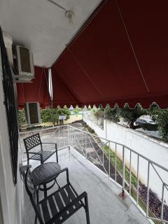 Modern Stay at Sunbury Apartments – Central Avenue - 9