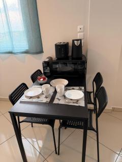 Zen Studio with Netflix, Parking, and Easy Access to Paris - 1