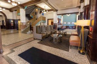 Drury Inn and Suites St Louis Union Station - 8
