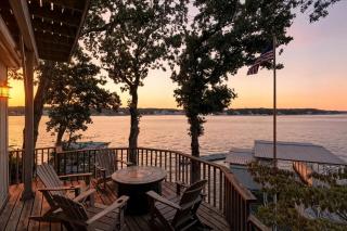 Cozy Digs Lake Lodge w/ 2 Decks, Game Room, Private Dock & Boat Slip - 6