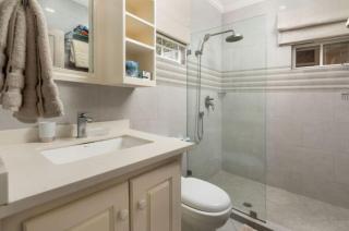 The Little White Cottage - 8