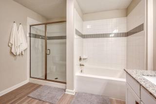 Last Minute Disney Getaway Luxury Condo with Private Balcony. Book Now 41967 - Orlando - 1
