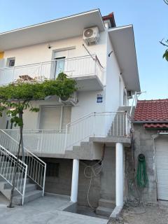 Modern Studio Apartment Tome with Terrace, Free Parking & Wi-Fi, Zadar - Zadar - 8