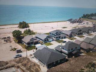 Prettiest town's lake- Bungalow - 0