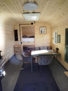 Tinyhouse direkt am See Angeln Ruderboot SUP Spa Sauna und Hot Tub - 7