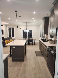 Prettiest town's lake- Bungalow - 9