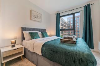 2BR City Centre, Sleeps 6, PS5, Netflix, Disney - 8