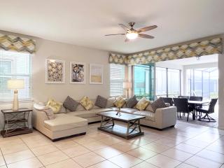 Last Minute Disney Private Pool Hot Tub Game Room Themed Bedrooms. Book Now 93405 - 0