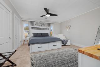 Walkable Downtown Entire Apt near Stadium with free parking - 0