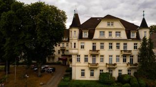 Residenz am Kurpark - Apartments in zentraler Lage I Privatparkplatz - 9