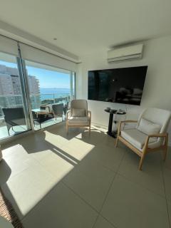 Apartment overlooking Mansa Beach - 0