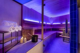 Wasserturm Hotel Cologne, Curio Collection by Hilton - 5