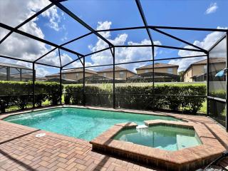 Last Minute Disney Getaway Villa with Private Pool Hot Tub. Book Now 18234 - 0