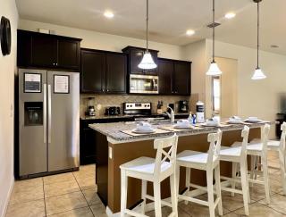Last Minute Disney Getaway Villa with Private Pool Hot Tub. Book Now 18234 - 3