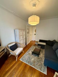 Classic Parisian apartment - 6